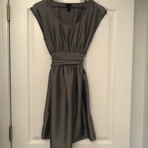 H&M’s size 8 silver grey dress